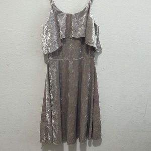 Mini dress in velvet like material